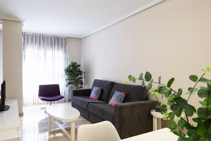 آپارتمان 1 خوابه, Aparthotel Los Girasoles