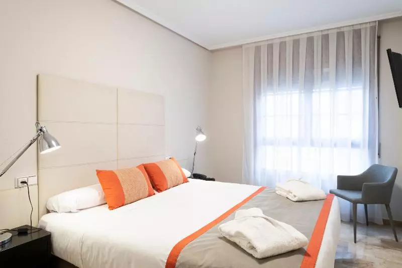آپارتمان 1 خوابه, Aparthotel Los Girasoles