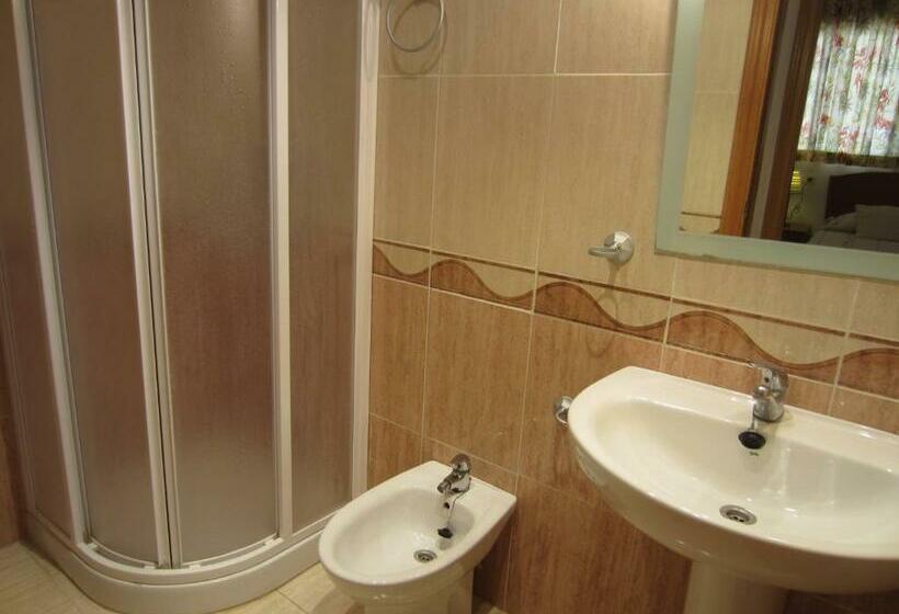 侧面带海景及2个卧室的公寓, Apartamentos Marina Park