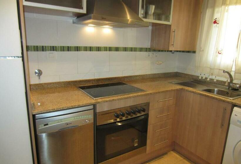 侧面带海景及2个卧室的公寓, Apartamentos Marina Park