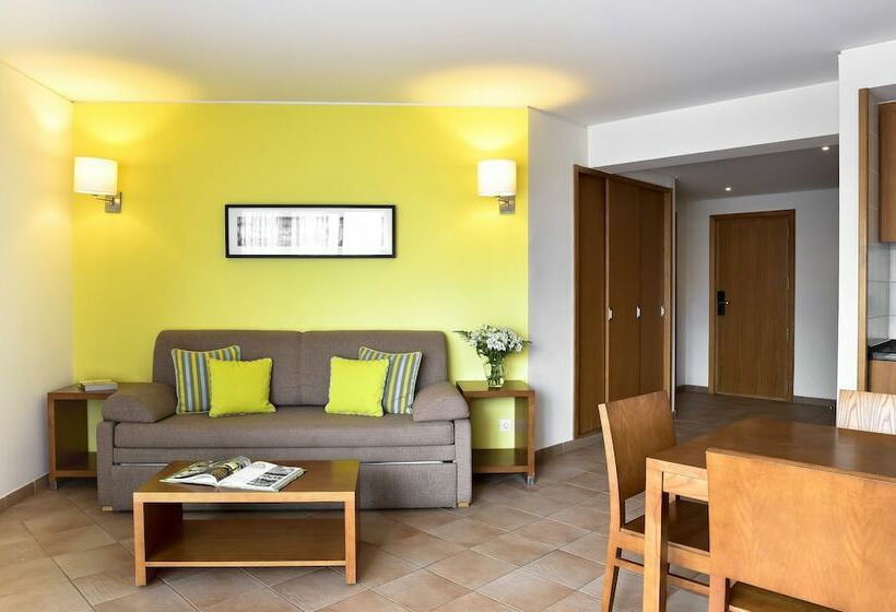 דירת 2 חדרי שינה עם נוף לבריכה, Aqualuz Lagos by The Editory