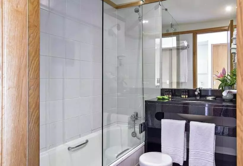 2 Bedroom Apartment Pool View, Aqualuz Lagos by The Editory