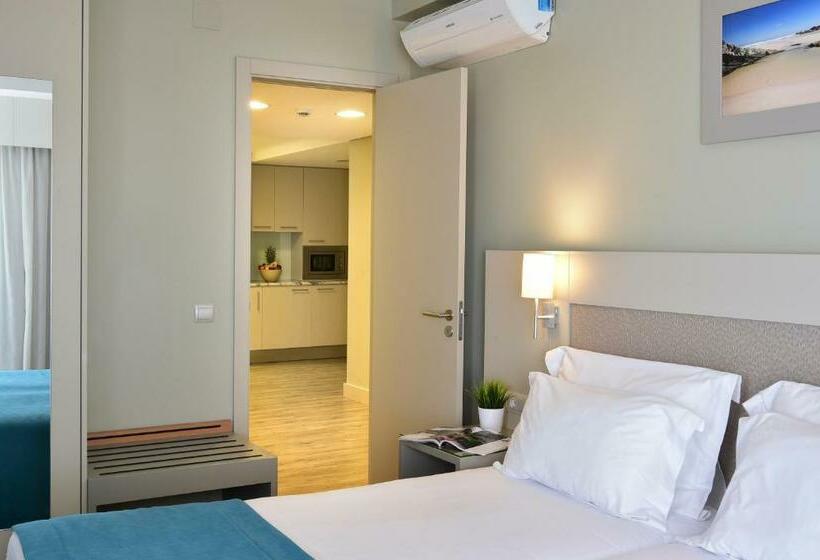 דירת פרמיום 2 חדרי שינה, Aqualuz Lagos by The Editory