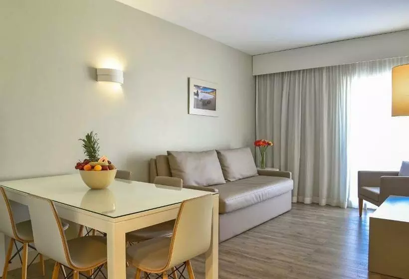 2 Bedroom Premium Apartment, Aqualuz Lagos by The Editory