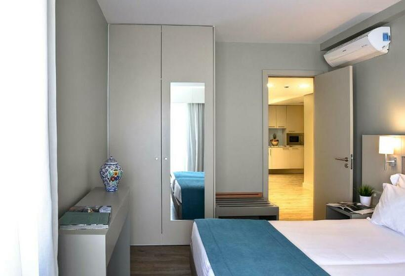 דירת פרמיום 2 חדרי שינה, Aqualuz Lagos by The Editory