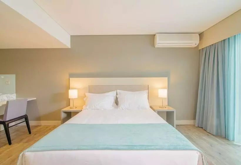2 Bedroom Premium Apartment, Aqualuz Lagos by The Editory