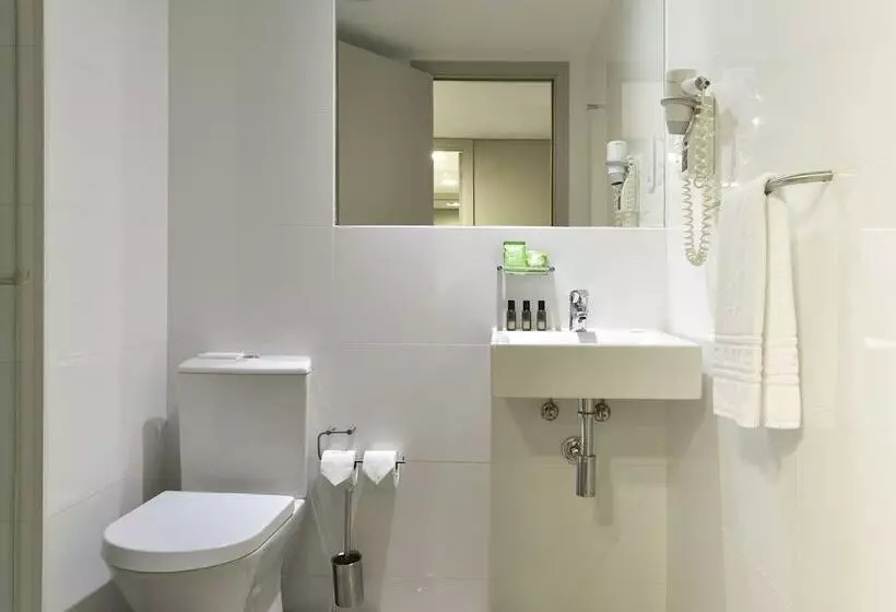 2 Bedroom Premium Apartment, Aqualuz Lagos by The Editory