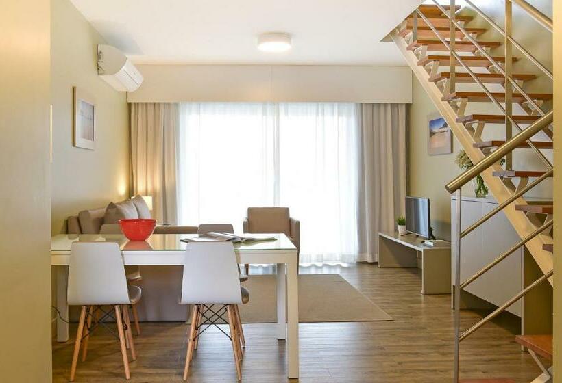 דירת דופלקס בת חדר שינה 1, Aqualuz Lagos by The Editory