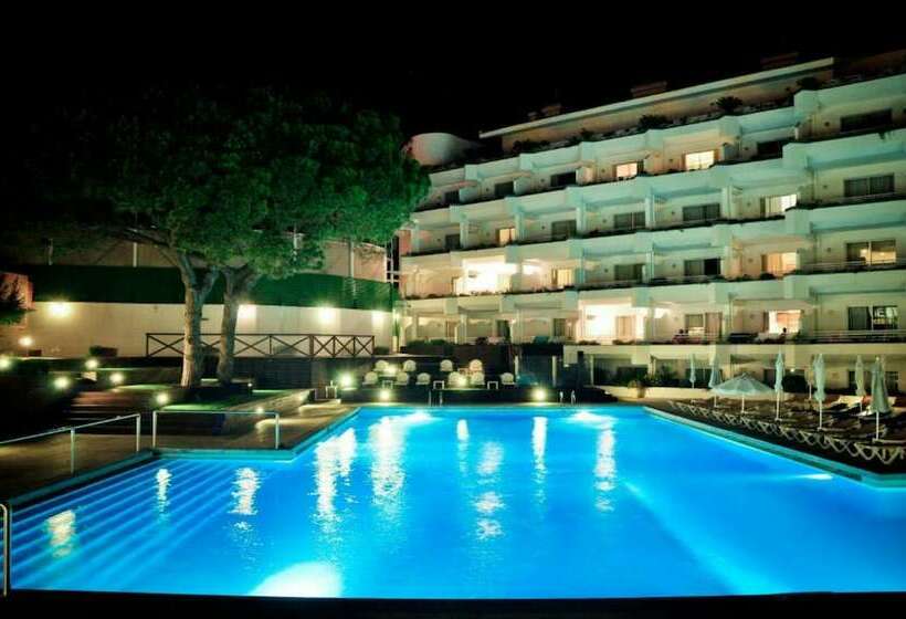 דירת חדר פרמיום, Aqualuz Lagos by The Editory