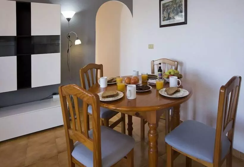 海の見える２ベッドルームアパートメント, Complejo Bellavista Residencial