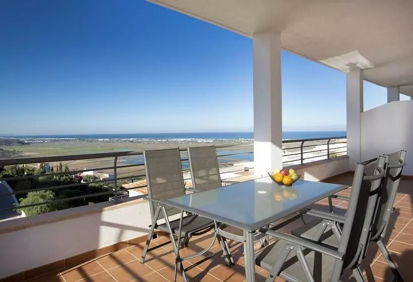 オーシャンビューの２ベッドルームデラックスアパート, Complejo Bellavista Residencial