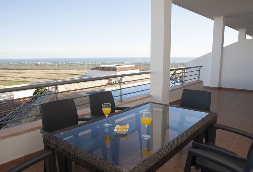 オーシャンビューの２ベッドルームデラックスアパート, Complejo Bellavista Residencial