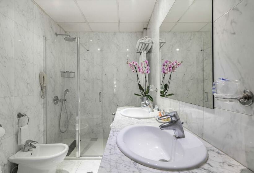 استودیوی استاندارد, Espahotel Gran Vía