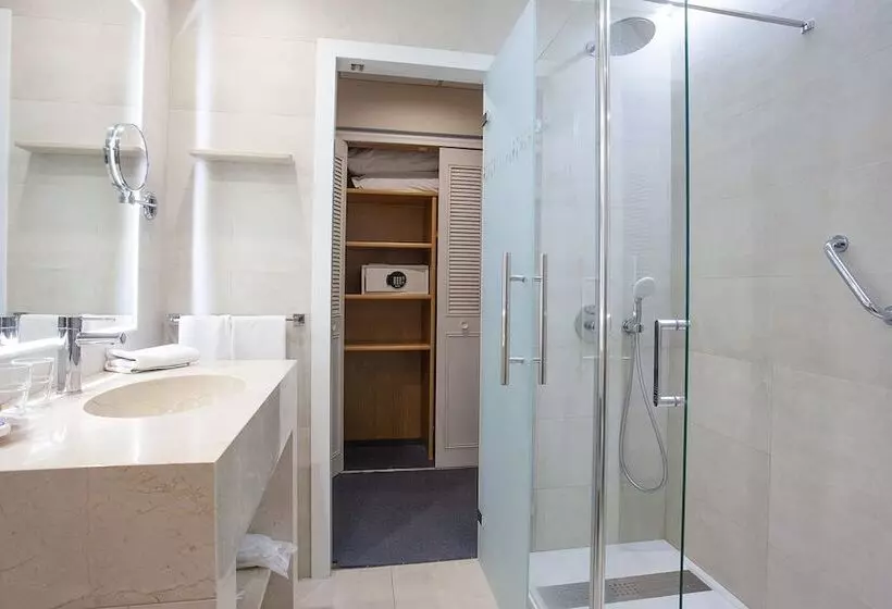 استودیوی استاندارد, Espahotel Gran Vía