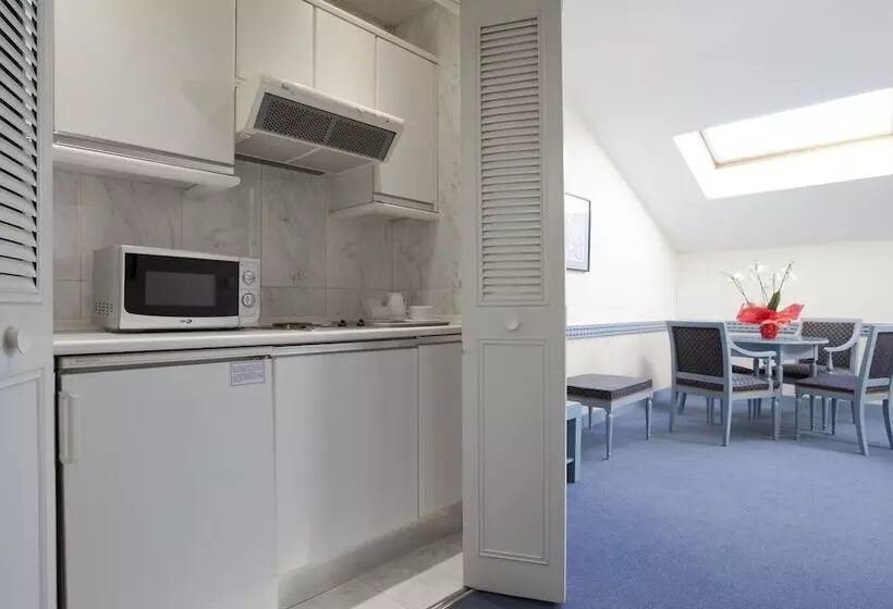 استودیوی استاندارد, Espahotel Gran Vía