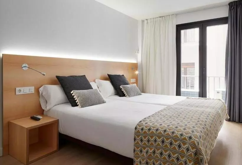 スタンダードルーム, Hostal Arriazu