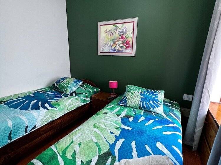 غرفة قياسية, 1492