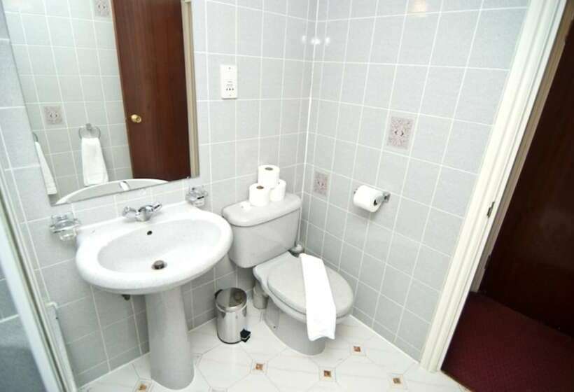 Номер Стандарт Трехместный, Alexandra