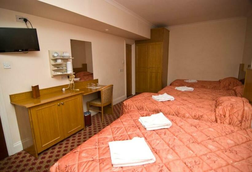 Четырехместный Номер Стандарт, Alexandra