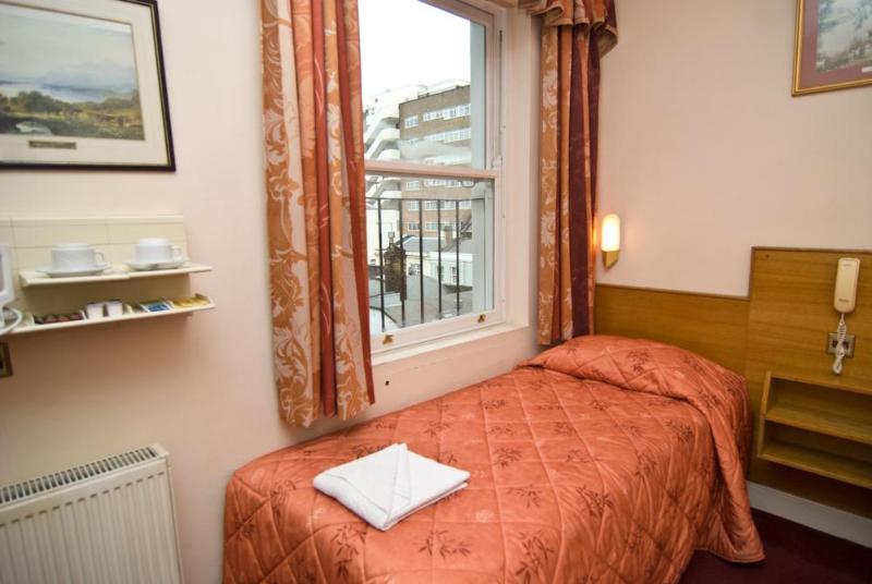 Номер Стандарт Индивидуальный, Alexandra