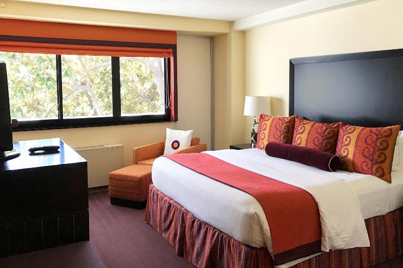 Номер Стандарт, Alexandra