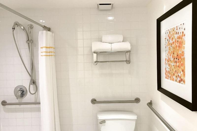 Номер Стандарт, Alexandra