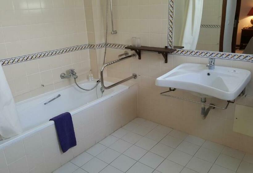 Номер Стандарт Адаптированный для Инвалидов, Balaia Mar