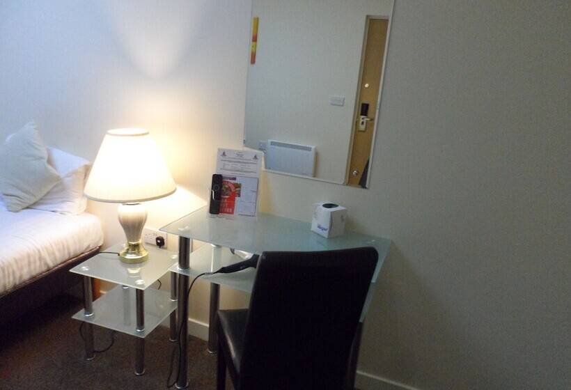 اتاق استاندارد یک نفره, Britannia Edinburgh