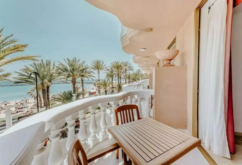 اتاق استاندارد با چشم‌انداز دریا, Cleopatra Palace