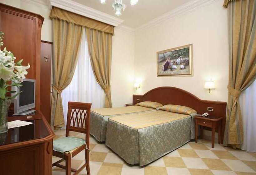 חדר סופריור לשלושה, Contilia