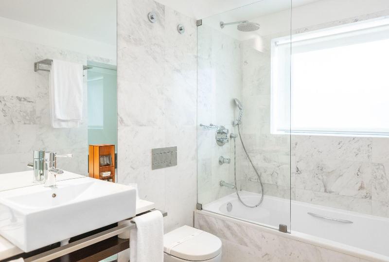 수피리어 룸, Dos Zimbros