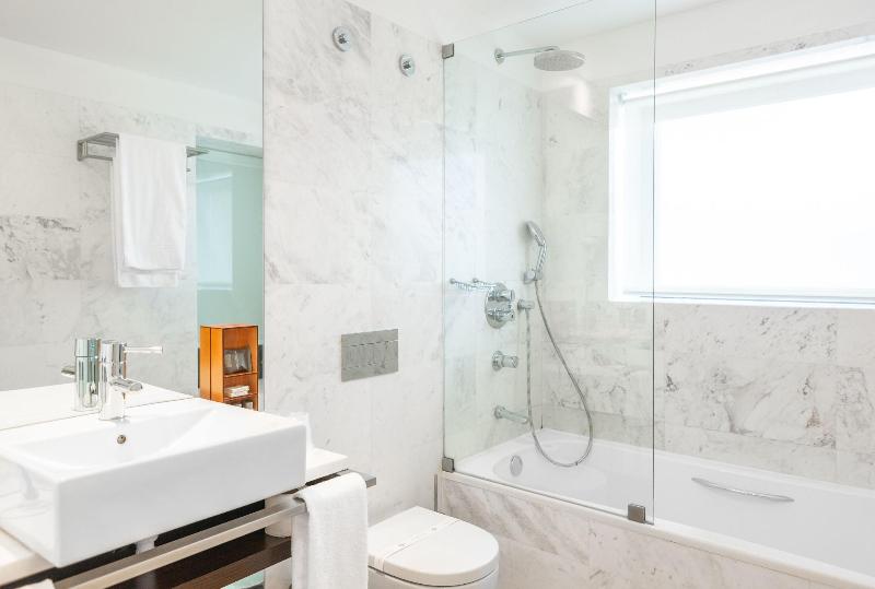 수피리어 룸, Dos Zimbros