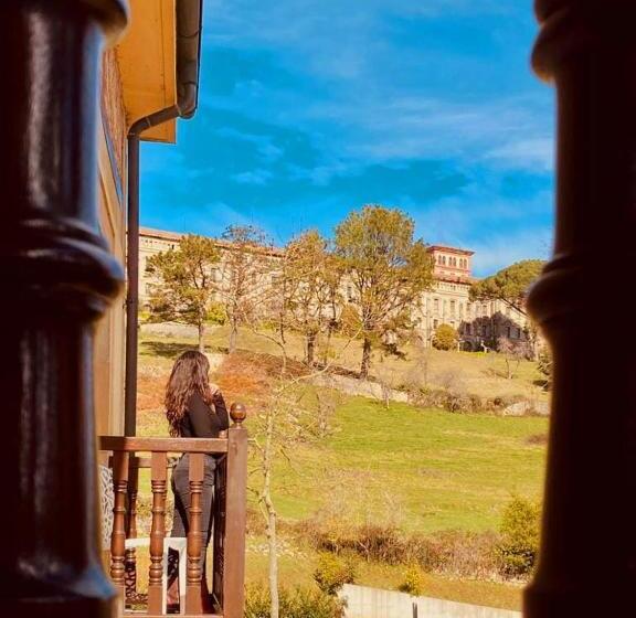 غرفة قياسية مزوَّدة بشُرفة, El Tejo De Comillas