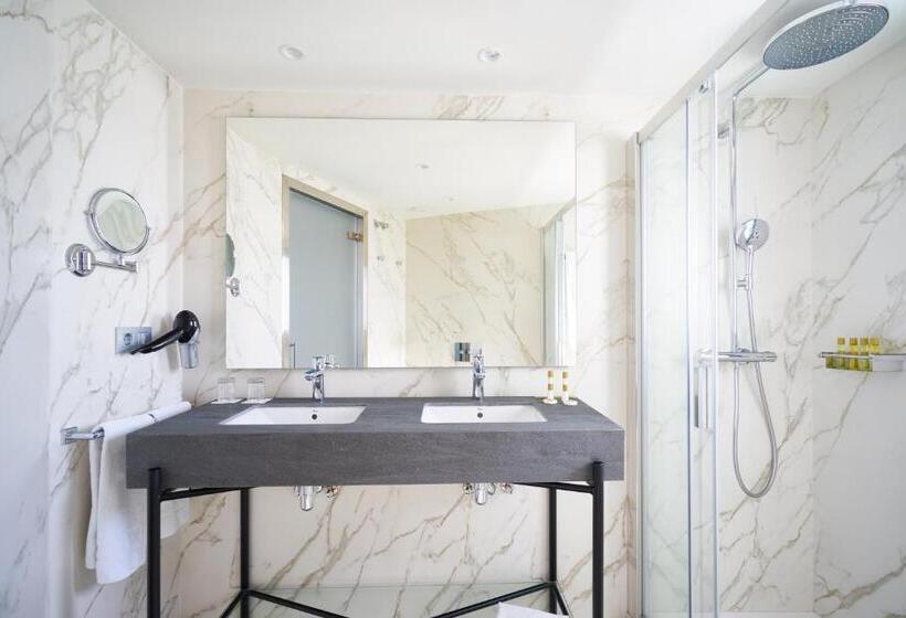 Superior Room with Terrace, Eurostars Astoria