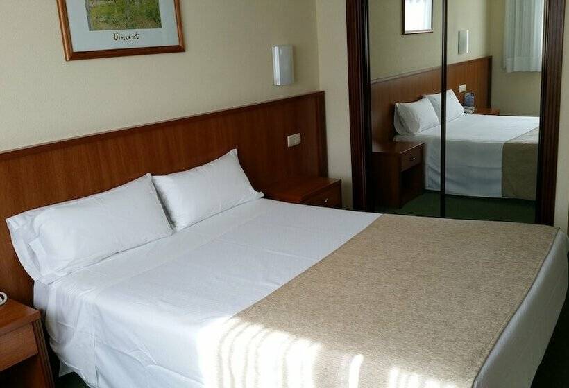 标准间, Hcc Ciutat De Berga