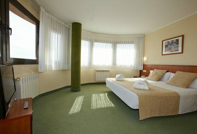 标准间, Hcc Ciutat De Berga