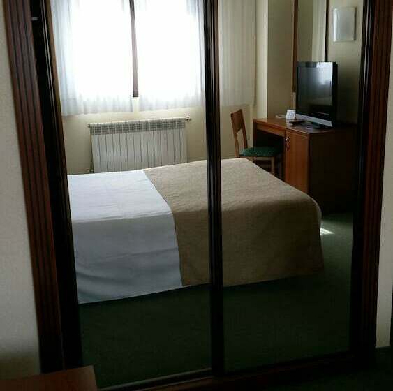 标准间, Hcc Ciutat De Berga