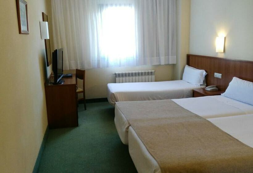 标准间, Hcc Ciutat De Berga