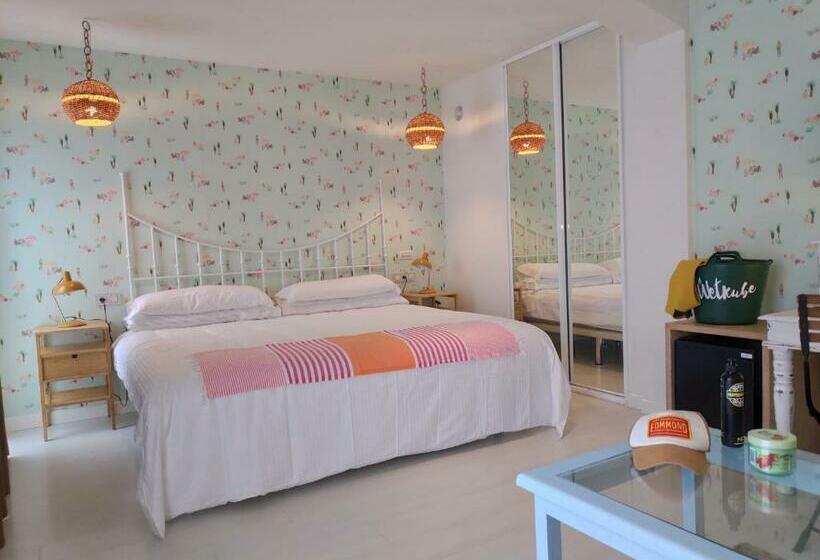 جناح جونيور عائلى, Mar Azul & Surf