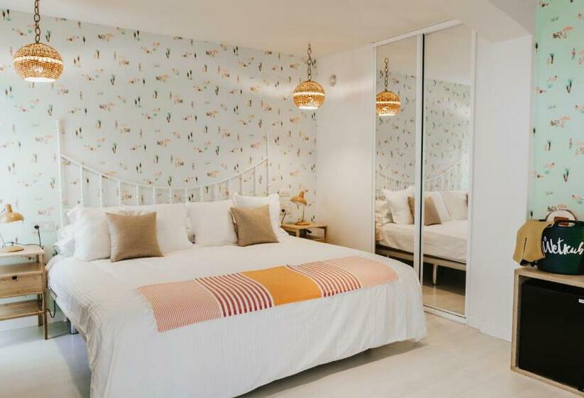 جناح جونيور عائلى, Mar Azul & Surf