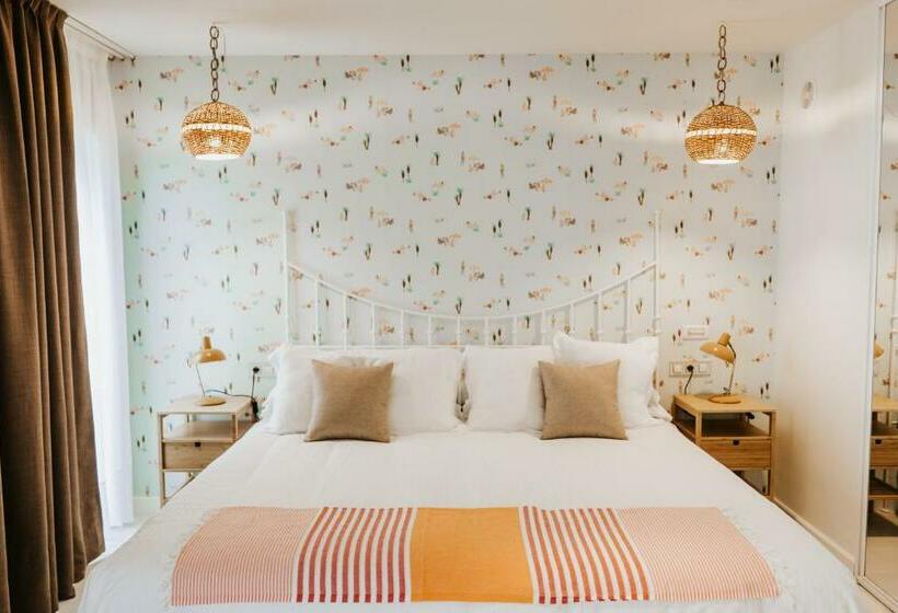 جناح جونيور عائلى, Mar Azul & Surf