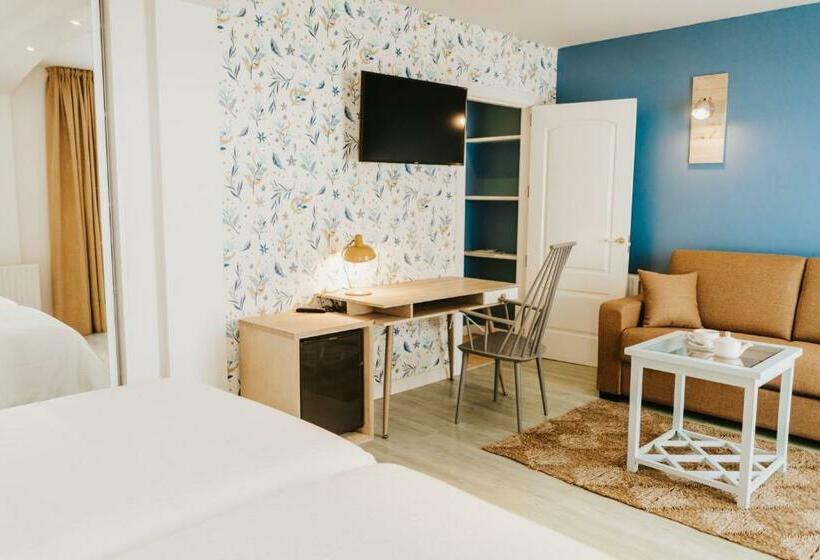 جناح جونيور عائلى, Mar Azul & Surf