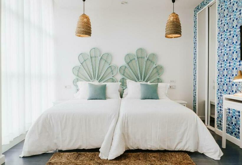 جناح جونيور عائلى, Mar Azul & Surf