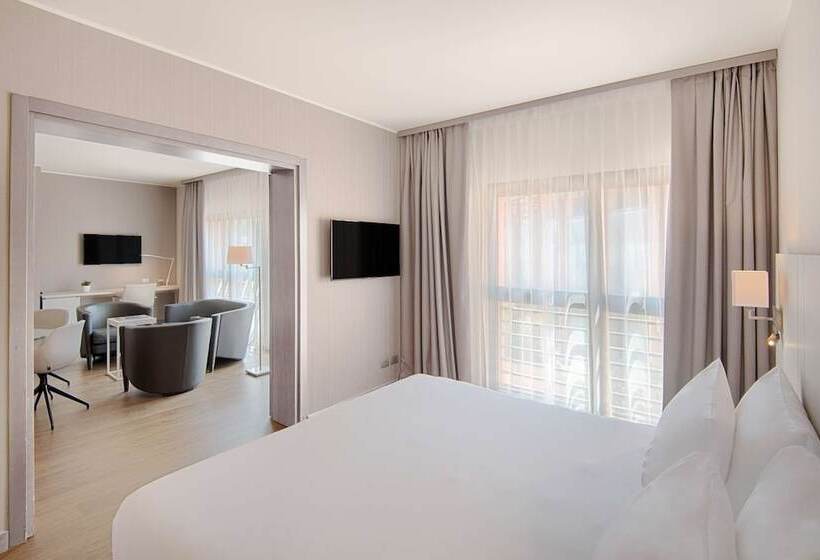 Полулюкс с Видом, NH Lecco Pontevecchio