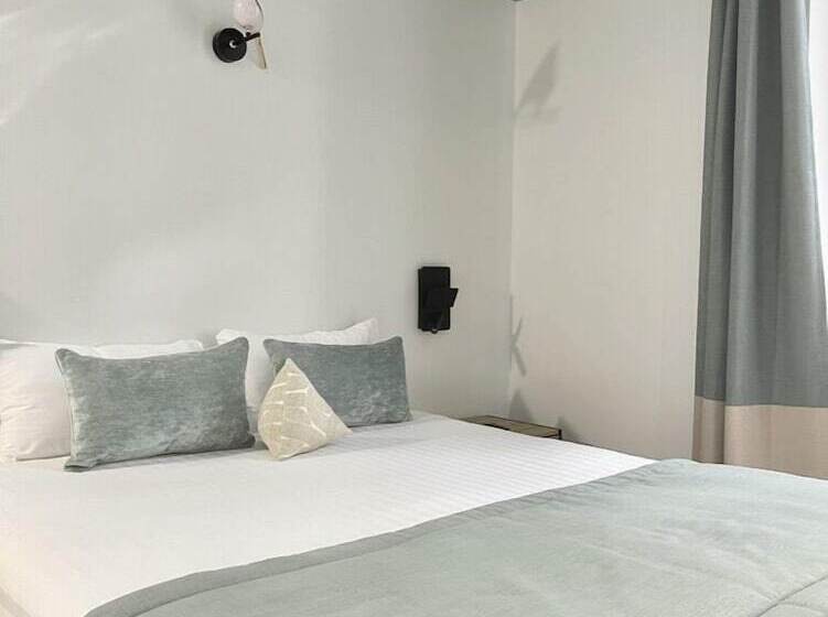 חדר סופריור, O Lyon Ainay