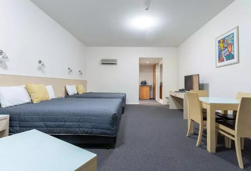 スーペリアールーム, Mayfair Plaza Motel And Apartments