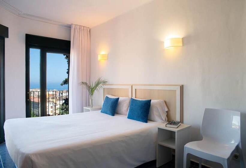 带1个卧室的带海景的公寓, Villa Romana