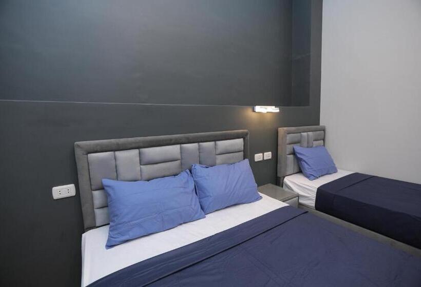 اتاق لوکس با بالکن, Cairo Hub