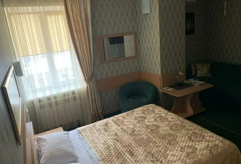 Family Room, Dobrodiy