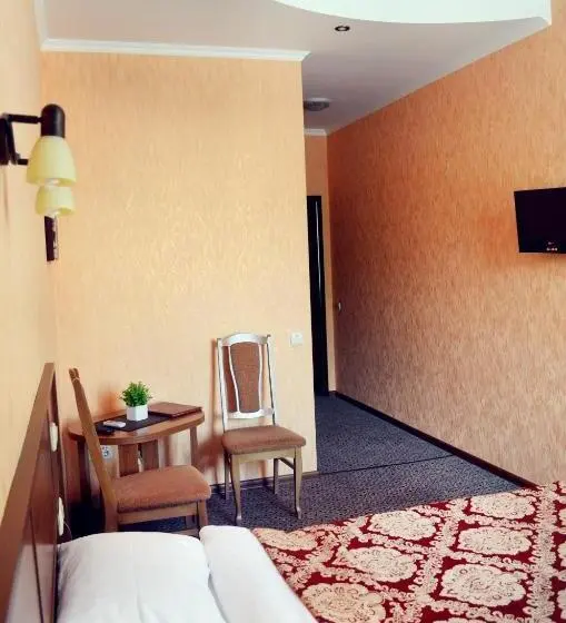 Habitació Estàndard, Dobrodiy
